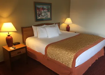 Hawthorn Suites by Wyndham Albuquerque hotel thumbnail 4
