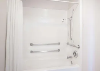 Hawthorn Suites by Wyndham Albuquerque hotel thumbnail 7
