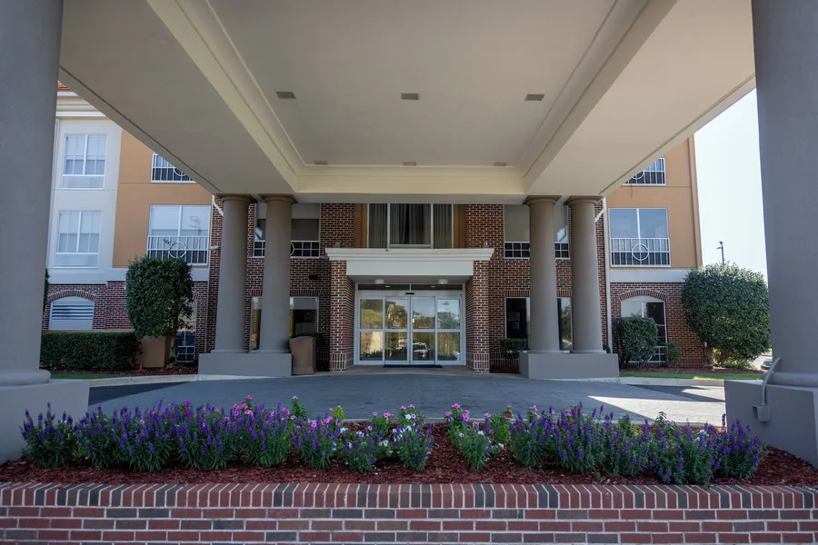 Holiday Inn Express & Suites Vicksburg by IHG hotel detail image 6