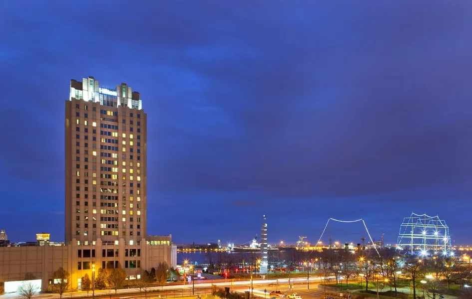 Hilton Philadelphia at Penn's Landing hotel detail image 2