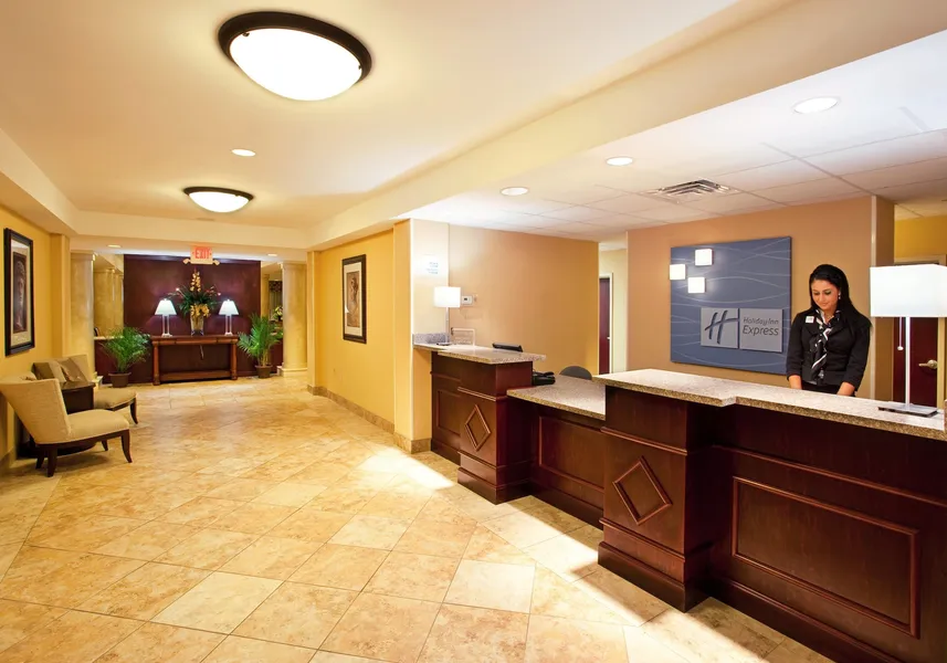 Holiday Inn Express Hotel & Suites Niagara Falls by IHG hotel detail image 2