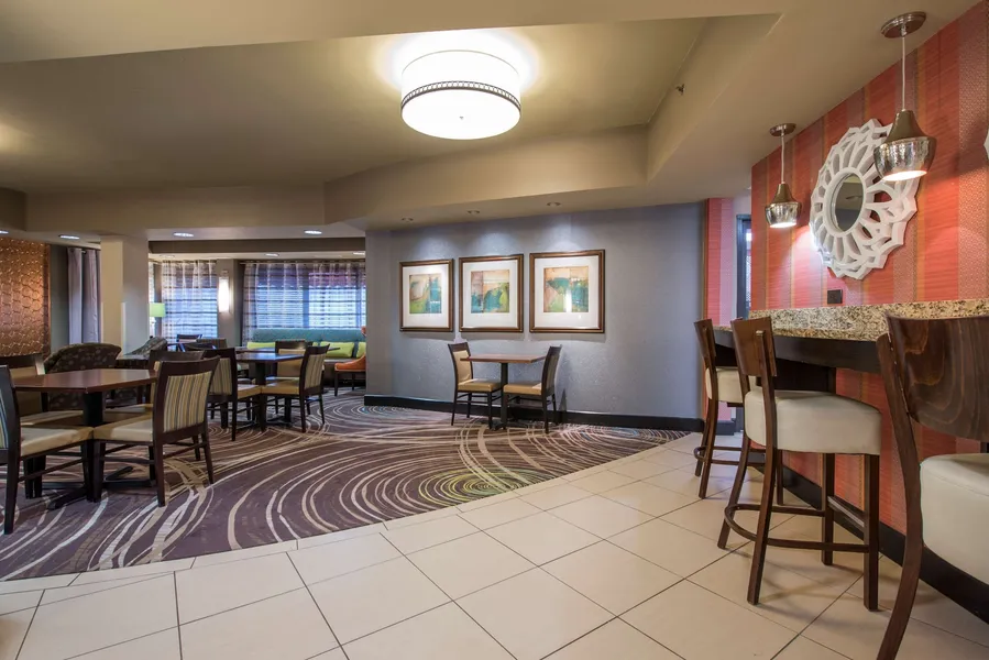 Hampton Inn Atlanta - Newnan hotel detail image 6