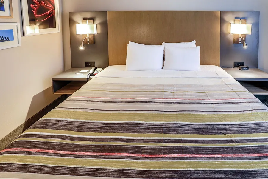 Country Inn & Suites by Radisson, Nashville Airport, TN hotel detail image 6