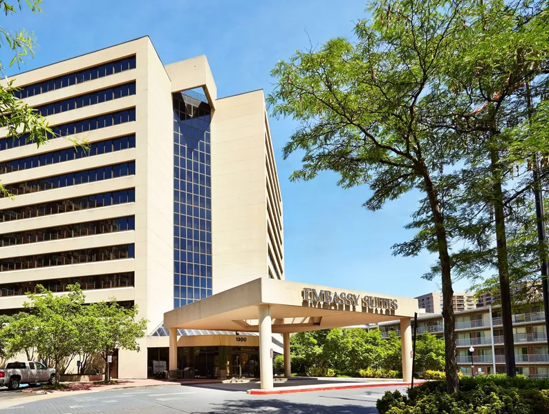 Embassy Suites by Hilton Crystal City National Airport hotel detail image 2