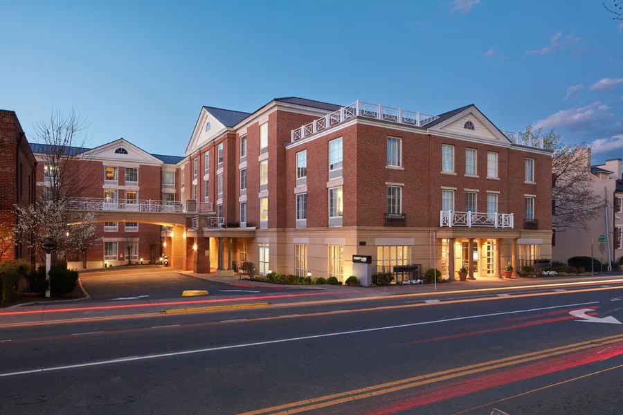 Courtyard by Marriott Charlottesville University Medical Ctr hotel detail image 2