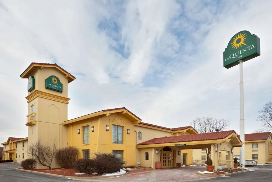 La Quinta Inn by Wyndham Omaha West hotel detail image 2