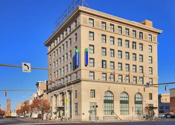 Holiday Inn Express Baltimore-Downtown hotel thumbnail 4