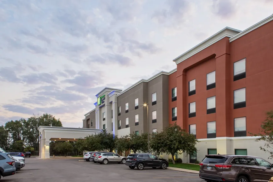 Holiday Inn Express & Suites Sioux City - Southern Hills by IHG hotel detail image 6