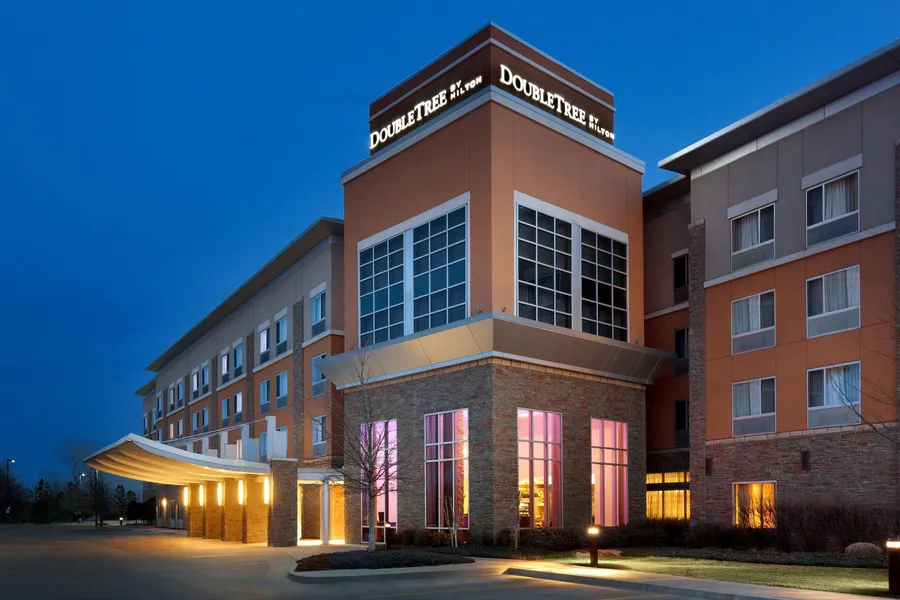 DoubleTree by Hilton Hotel Oklahoma City Airport hotel detail image 2