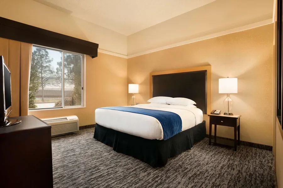 DoubleTree by Hilton Hotel Oklahoma City Airport hotel detail image 6