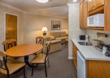 SFO El Rancho Inn SureStay Collection by Best Western hotel thumbnail 8