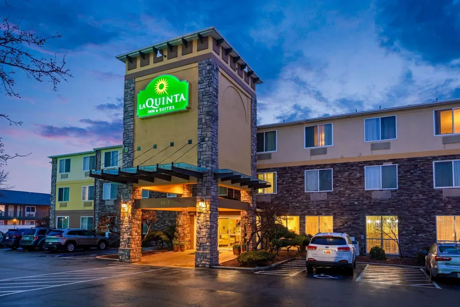 La Quinta Inn & Suites by Wyndham Boise Airport hotel detail image 2