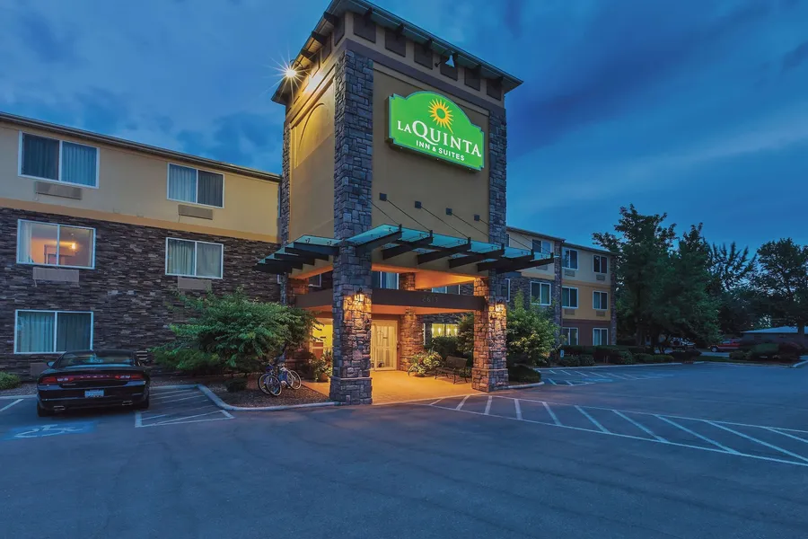La Quinta Inn & Suites by Wyndham Boise Airport hotel detail image 6