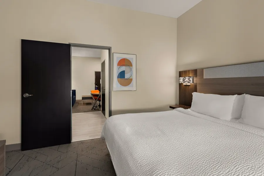 Holiday Inn Express & Suites Oklahoma City NW-Quail Springs by IHG hotel detail image 6