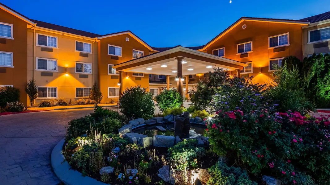 Best Western Plus Caldwell Inn & Suites hotel detail image 2