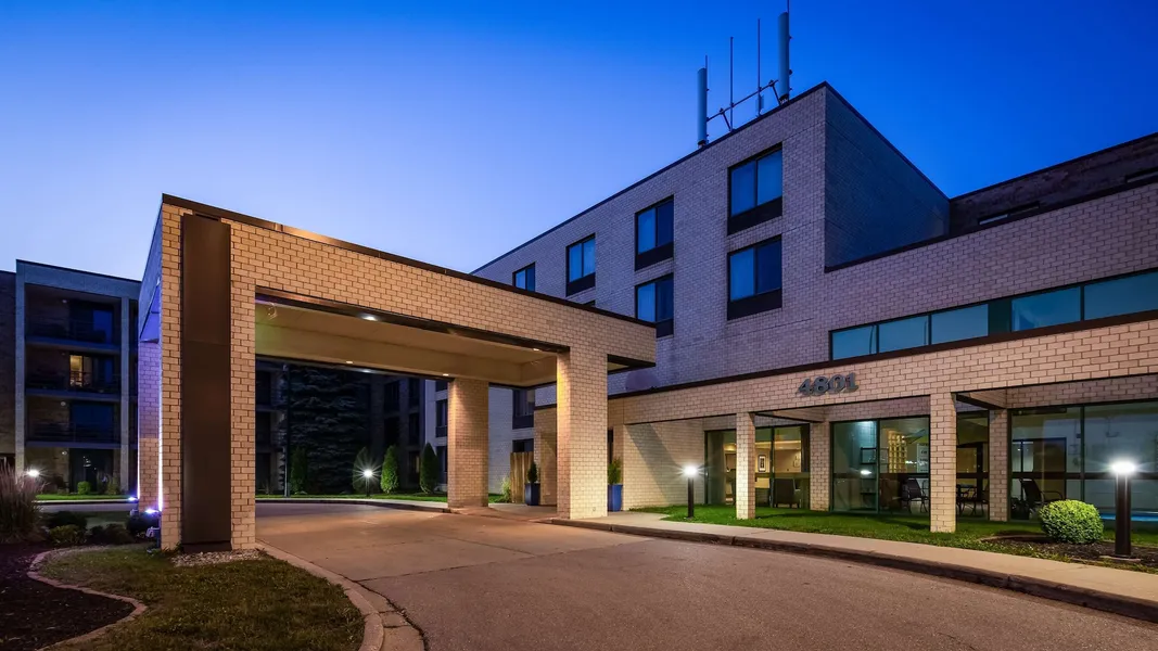 Best Western East Towne Suites hotel detail image 2