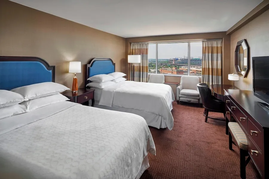 Sheraton Inner Harbor Hotel hotel detail image 6