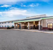 Days Inn by Wyndham Minot hotel detail image 5