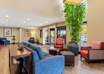Comfort Inn and Suites Albuquerque Downtown hotel thumbnail 6