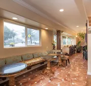 Vendange Carmel Inn & Suites hotel detail image 4
