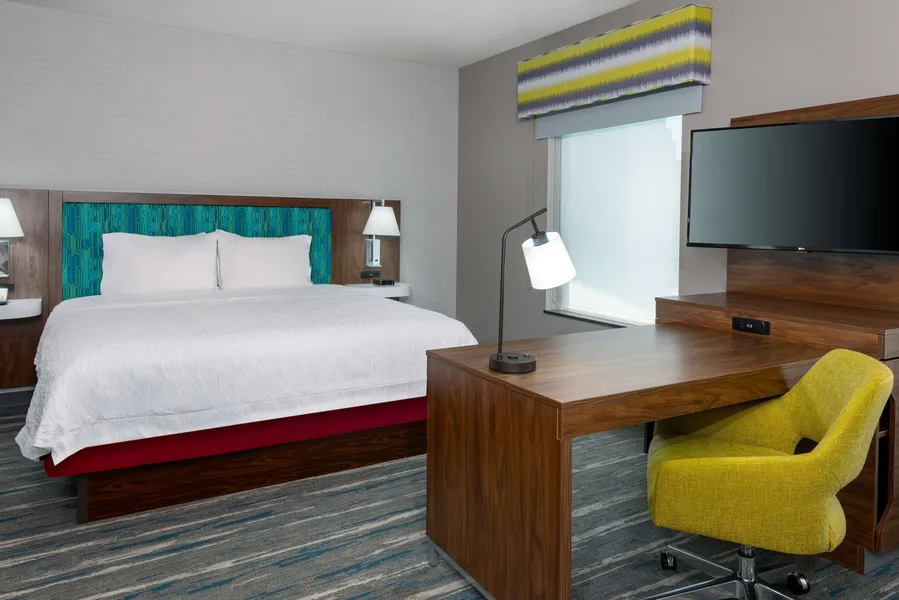 Hampton Inn & Suites Hartford/Farmington hotel detail image 6