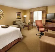 Hampton Inn & Suites San Antonio-Airport hotel detail image 7