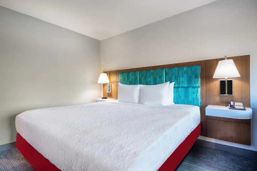 Hampton Inn East Aurora hotel detail image 6
