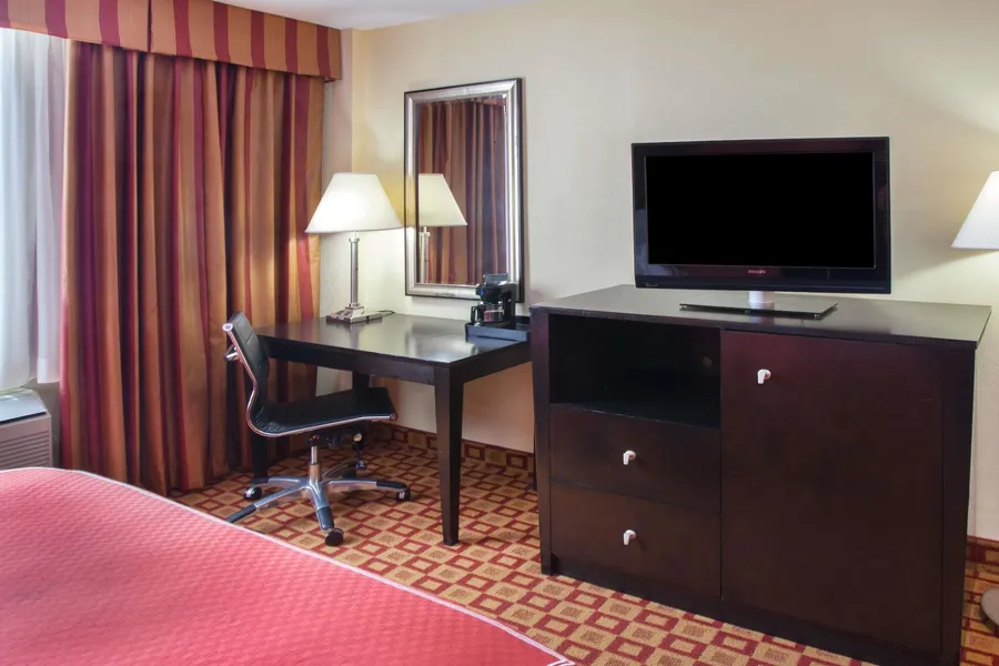 Super 8 by Wyndham Chicago Northlake O'Hare South hotel detail image 6