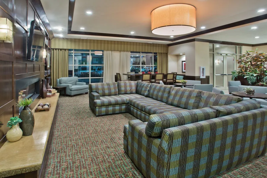 Crowne Plaza Anchorage Midtown by IHG hotel detail image 6