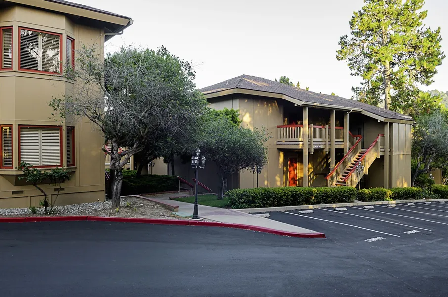 Comfort Inn Monterey Peninsula Airport hotel detail image 2