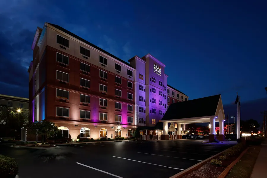 Four Points by Sheraton Louisville Airport hotel detail image 2