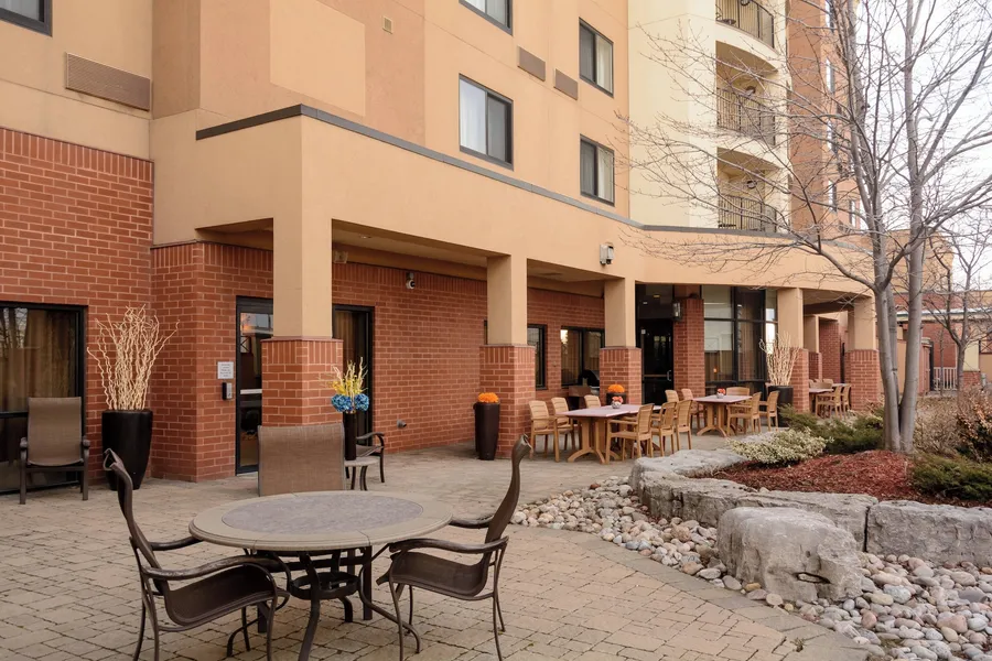 Courtyard by Marriott Toronto Brampton hotel detail image 2
