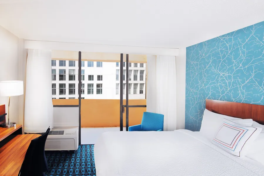 Fairfield Inn & Suites by Marriott Charlotte Uptown hotel detail image 6