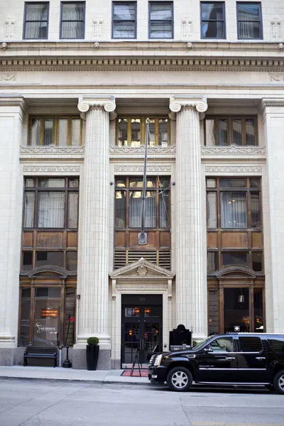 Ambassador Hotel Kansas City, Autograph Collection hotel detail image 2