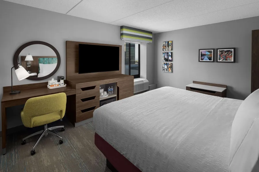 Hampton Inn Cleveland-Downtown hotel detail image 6