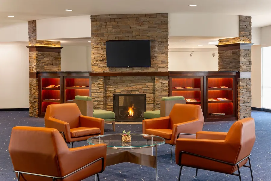 Courtyard by Marriott Madison West Middleton hotel detail image 6