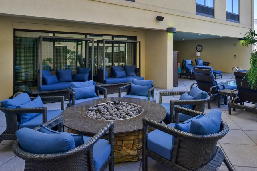 Courtyard by Marriott Wilmington Downtown/Historic District hotel detail image 2