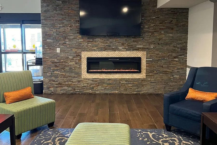 Comfort Suites Texarkana Texas hotel detail image 2