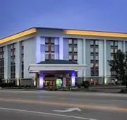 Holiday Inn Express & Suites Cincinnati Riverfront by IHG hotel detail image 3
