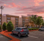 Comfort Inn & Suites East Hartford - Hartford hotel detail image 4
