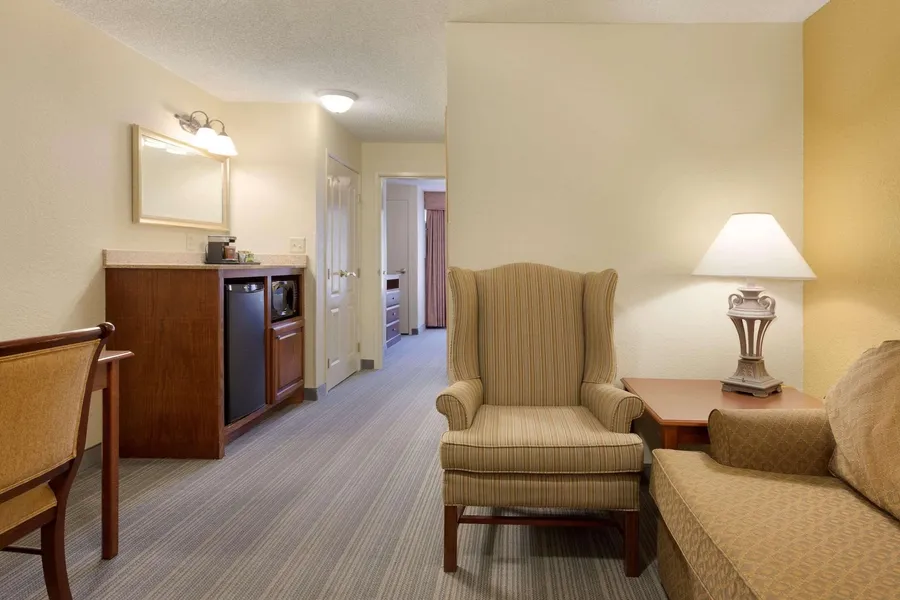Country Inn & Suites by Radisson, Norman near University hotel detail image 2