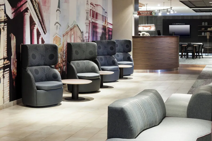 Courtyard by Marriott Alexandria Old Town/Southwest hotel detail image 2