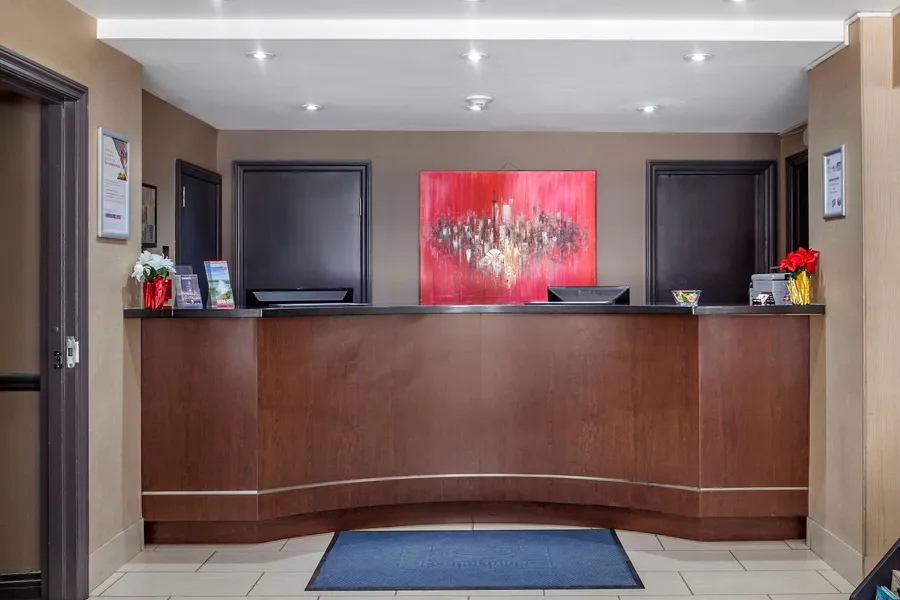 EconoLodge Downtown Toronto hotel detail image 6