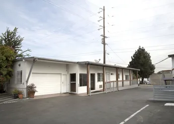 Lodge at 32nd hotel thumbnail 2