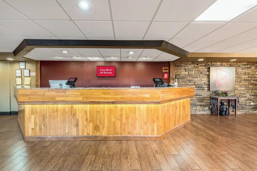 Red Roof Inn & Suites Pigeon Forge - Parkway hotel detail image 6