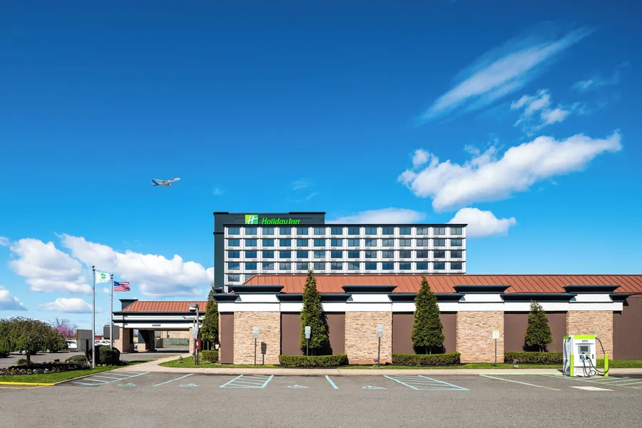 Holiday Inn Newark International Airport by IHG hotel detail image 2