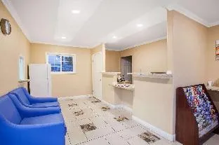 Travelodge By Wyndham Fresno Yosemite Area hotel thumbnail 8