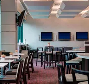 Courtyard by Marriott New York JFK Airport hotel detail image 3