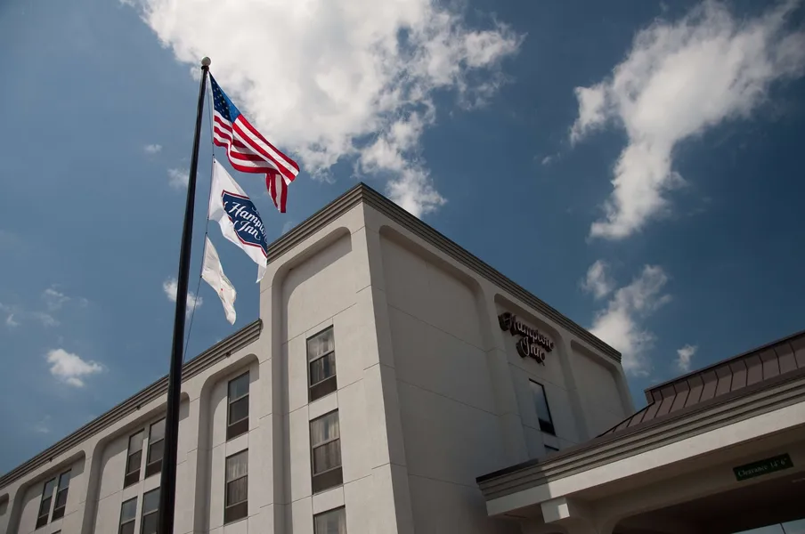 Hampton Inn Kansas City/Shawnee Mission hotel detail image 2