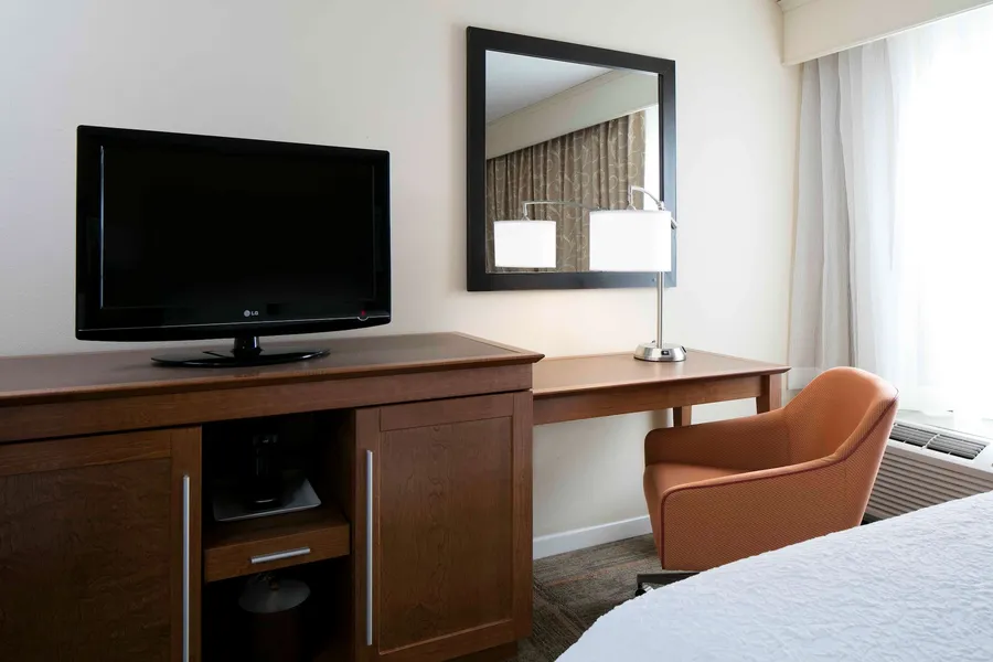 Hampton Inn Kansas City/Shawnee Mission hotel detail image 6